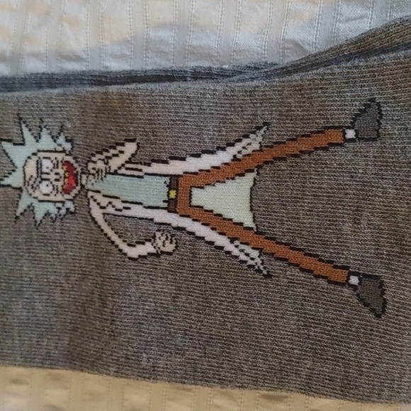 🇨🇦 Nwt Rick & Morty Unisex Socks - Picture 1 of 5